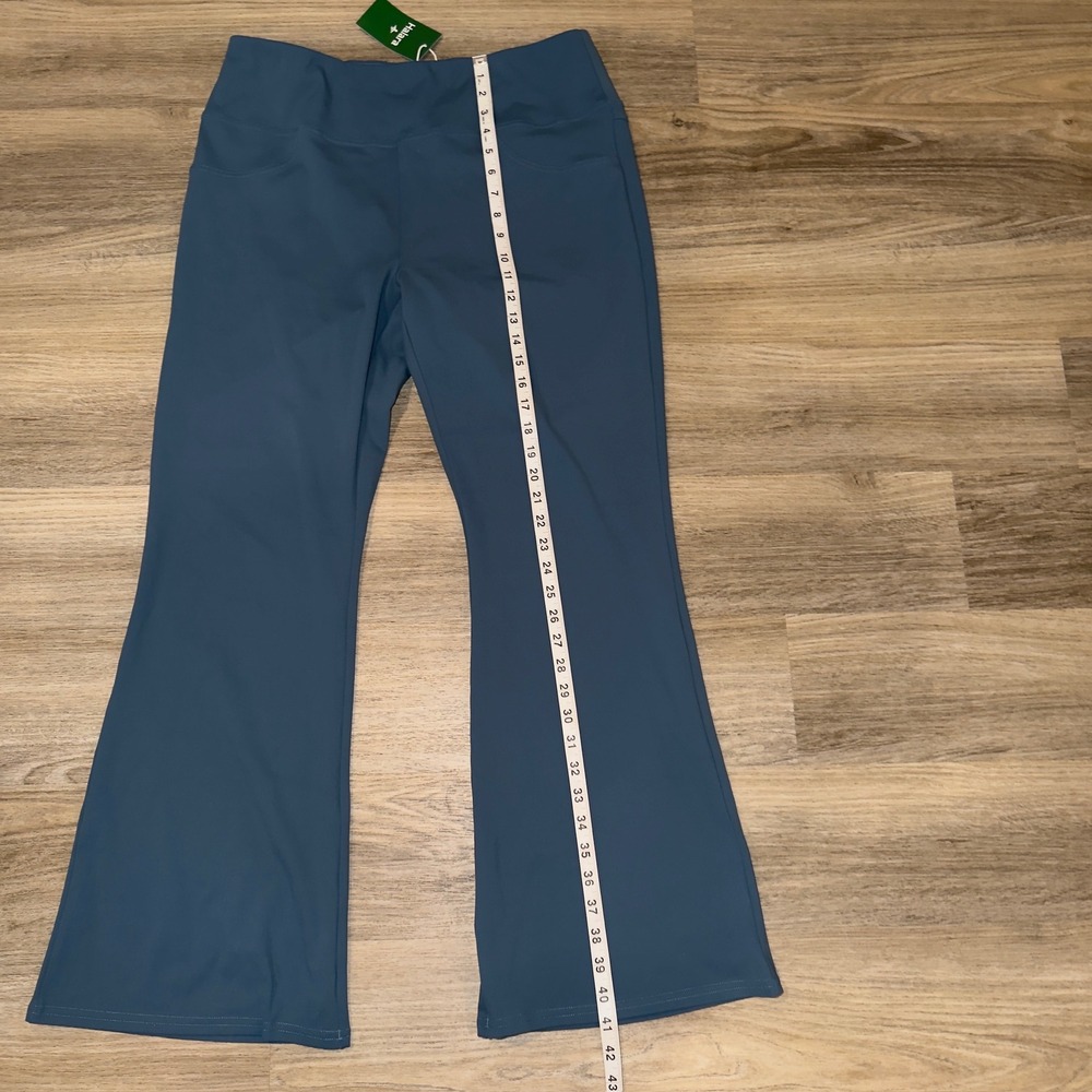 Halara High Waisted Flare Leggings Yoga Pants Blue Women's 1X NWT Stretch - Picture 4 of 8